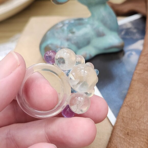 Bubble Ring / Vintage Lucite Plastic Huge Mod Bubble Cocktail Ring - Picture 9 of 10